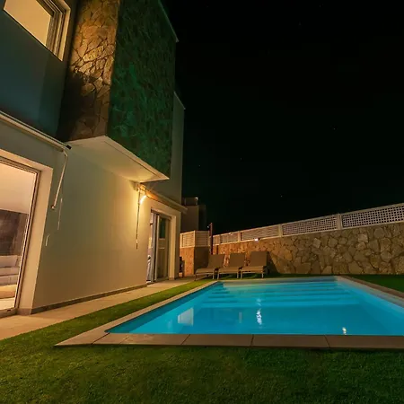 Rosa-soleada Privada Con Piscina Climatizada & Wifi En Tauro-mogan